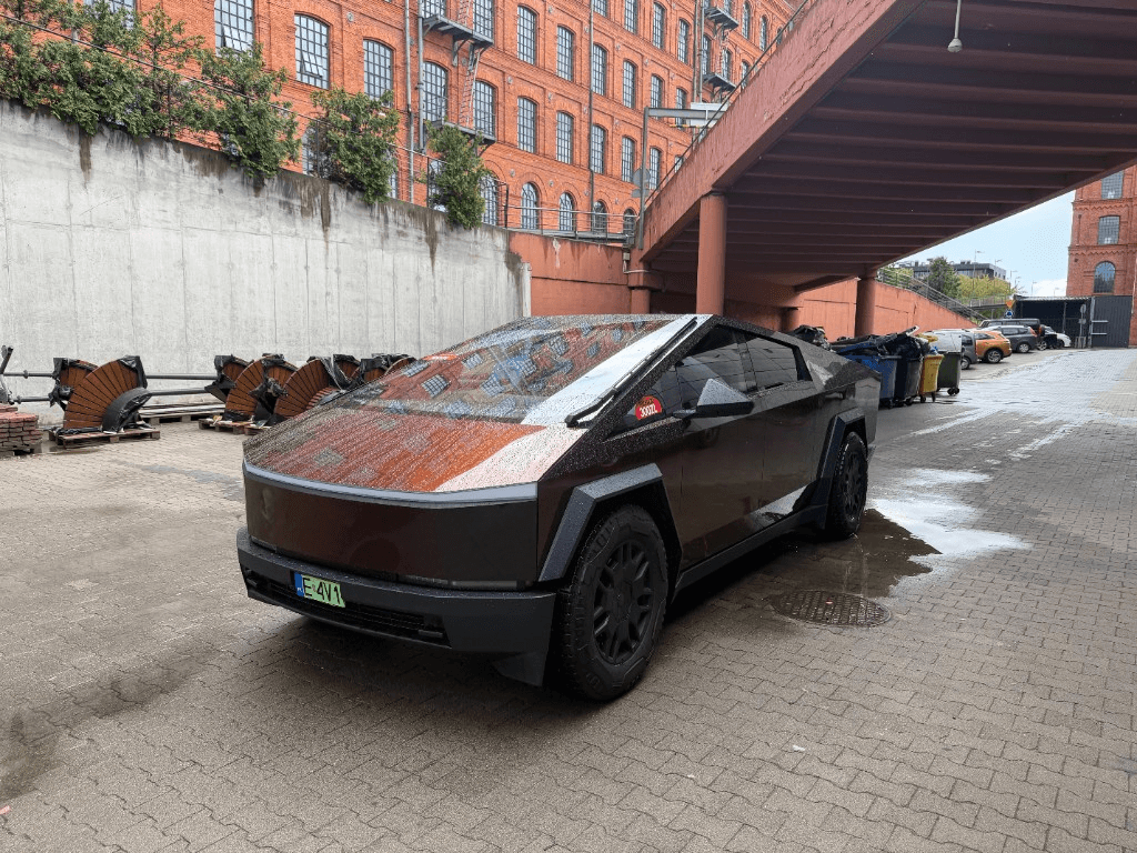 Przejazd Tesla Cybertruck