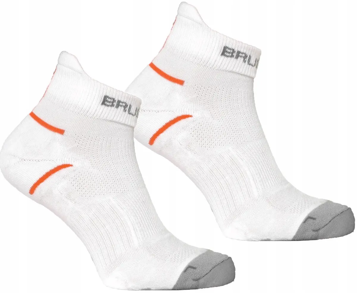 Skarpety męskie bawełniane bezszwowe Running Light BRUBECK białe XL/45-47 - produkt Fundacji Fun and Drive Dzieciom
