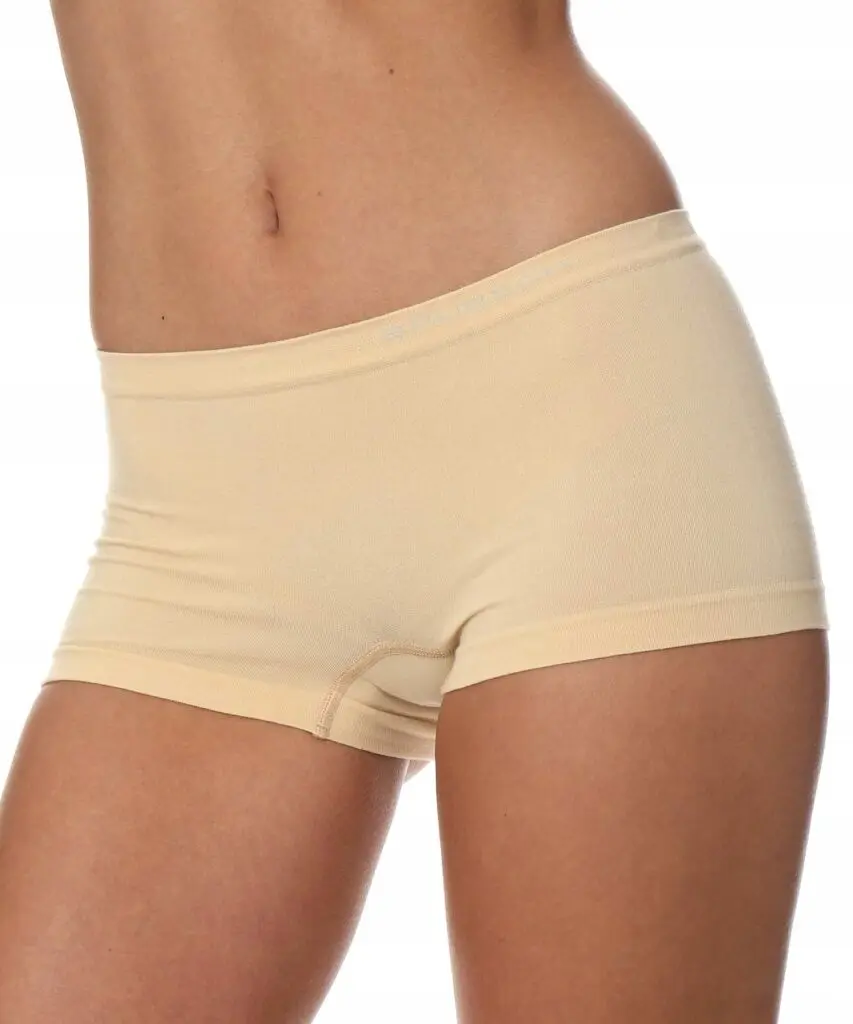 Majtki damskie bawełniane bokserki BRUBECK COMFORT COTTON beżowe - produkt Fundacji Fun and Drive Dzieciom