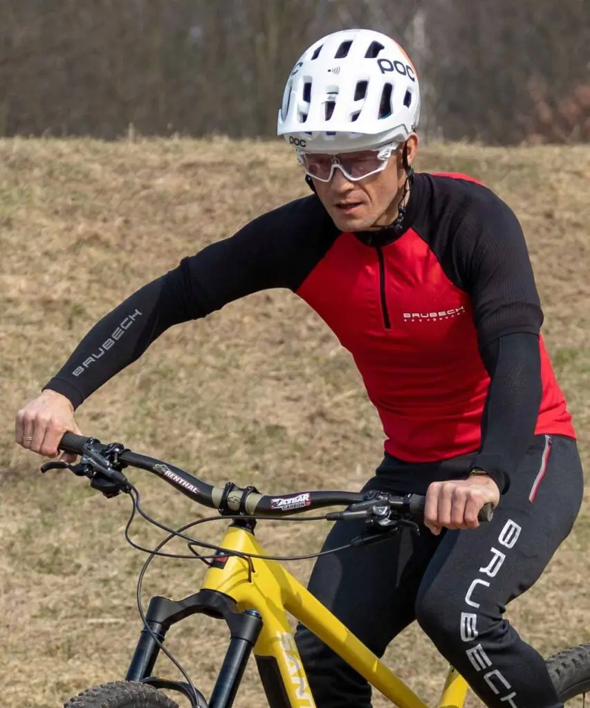 Rękaw na rower BRUBECK 3D PRO unisex rękawki zakrywające czarne r. S/M - zdjęcie 3