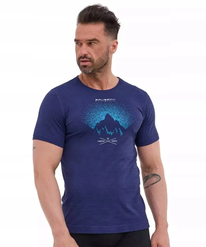 Koszulka męska merino wool BRUBECK krótki rękaw GÓRY ciemnoniebieska - produkt Fundacji Fun and Drive Dzieciom